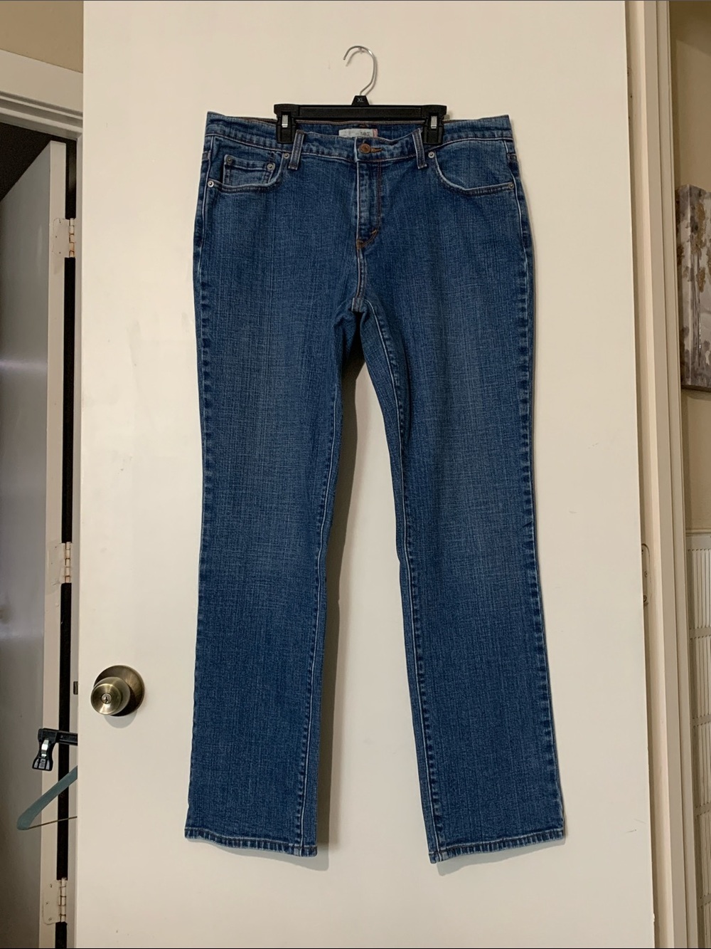 Vintage Levi's 505 Women's Straight-Leg Jeans in Classic Blue Denim Size 14